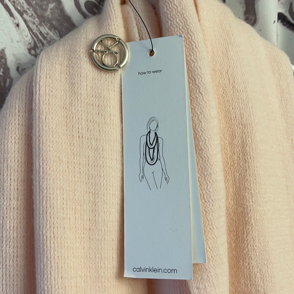 CK Infinity Scarf - Picture 3 of 5